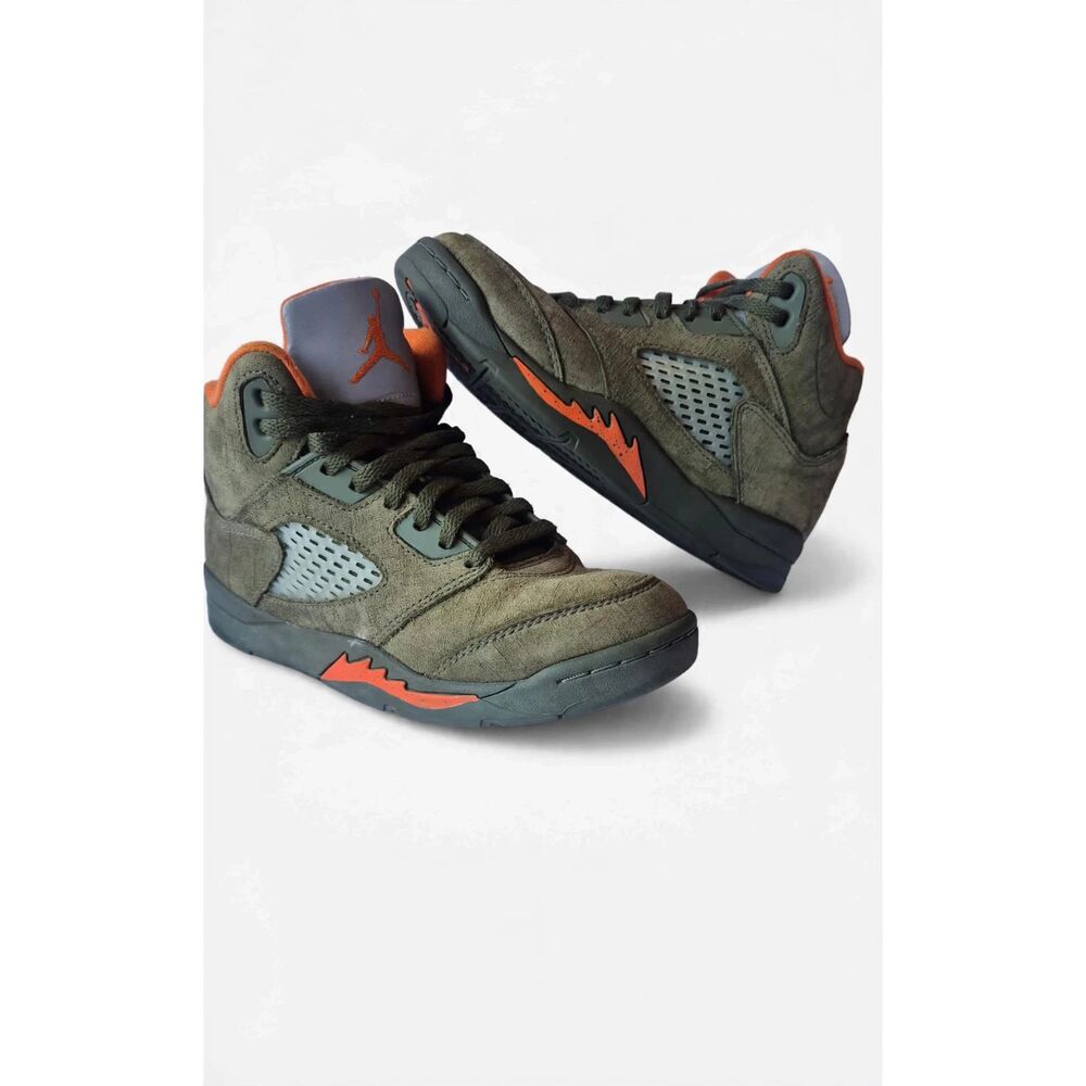 440889-308 Nike Air Jordan 5 Retro Olive Orange Suede 440889-308 Size 2Y